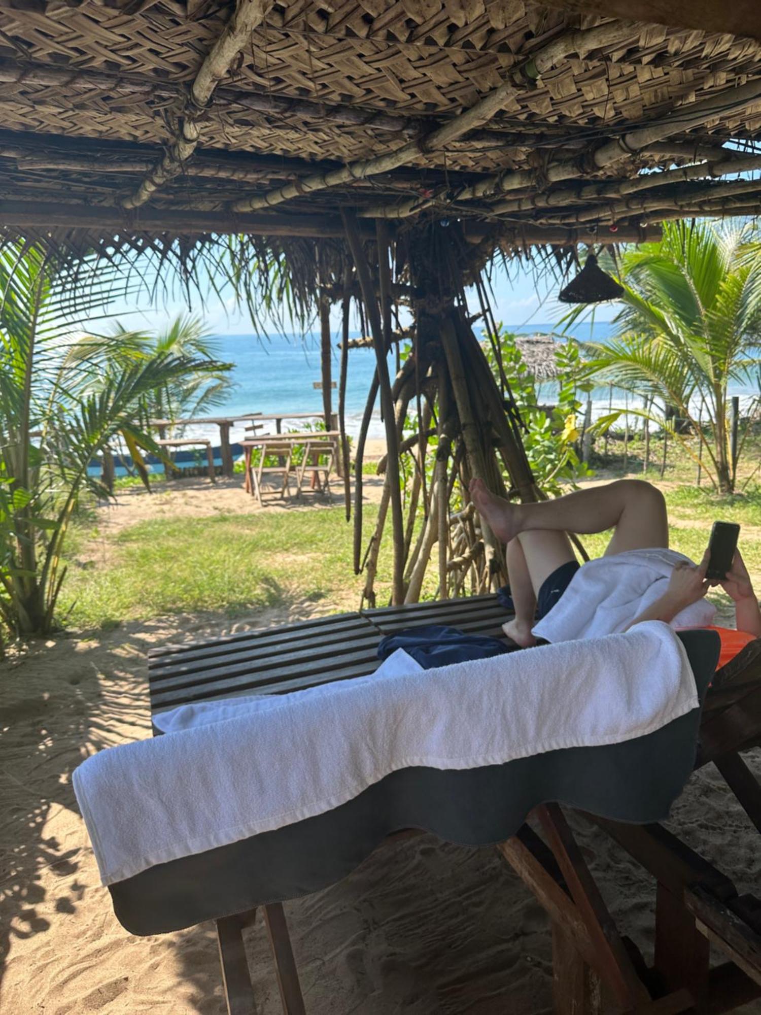 Villa Waves And Seafood