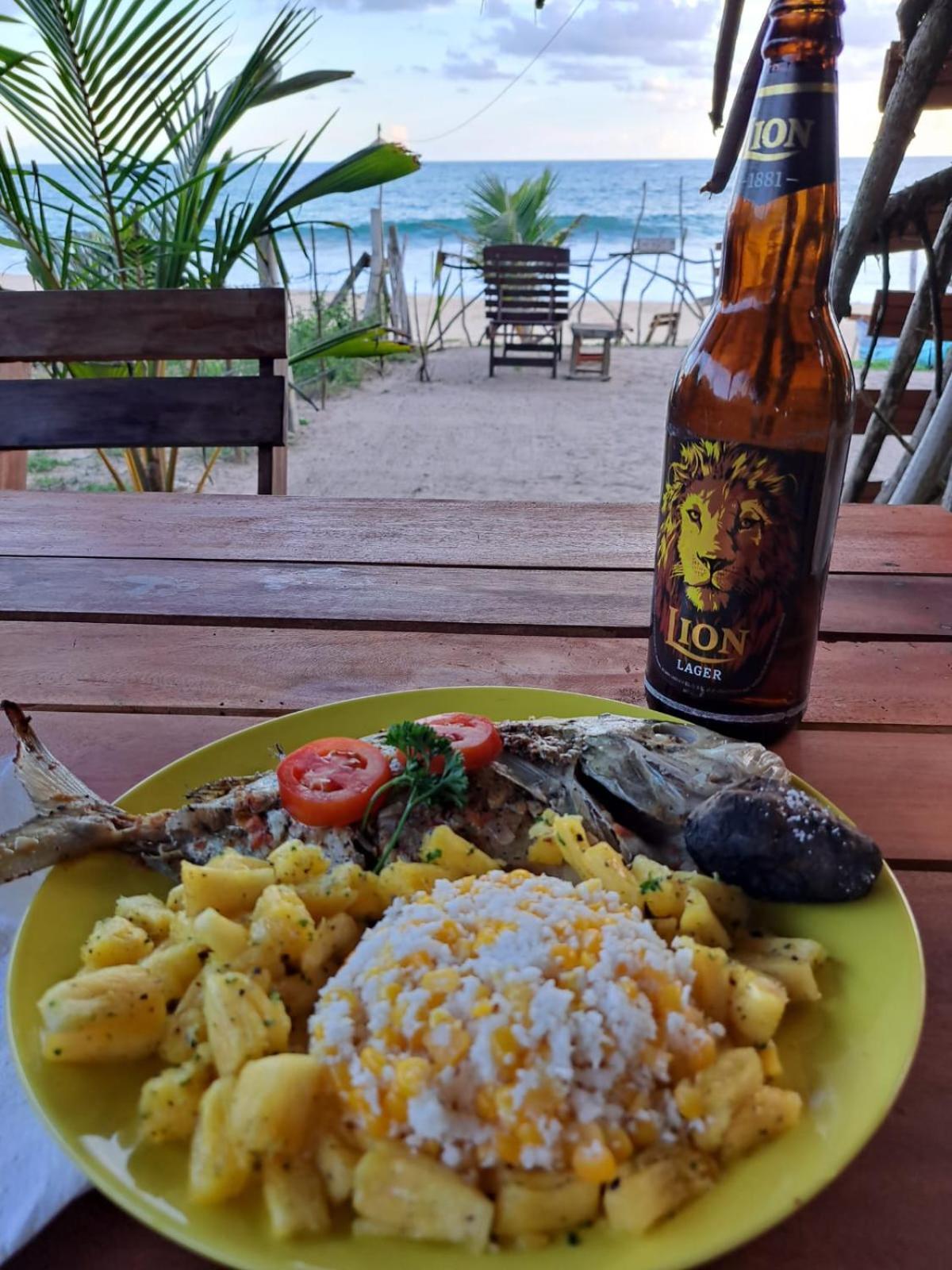 Villa Waves And Seafood